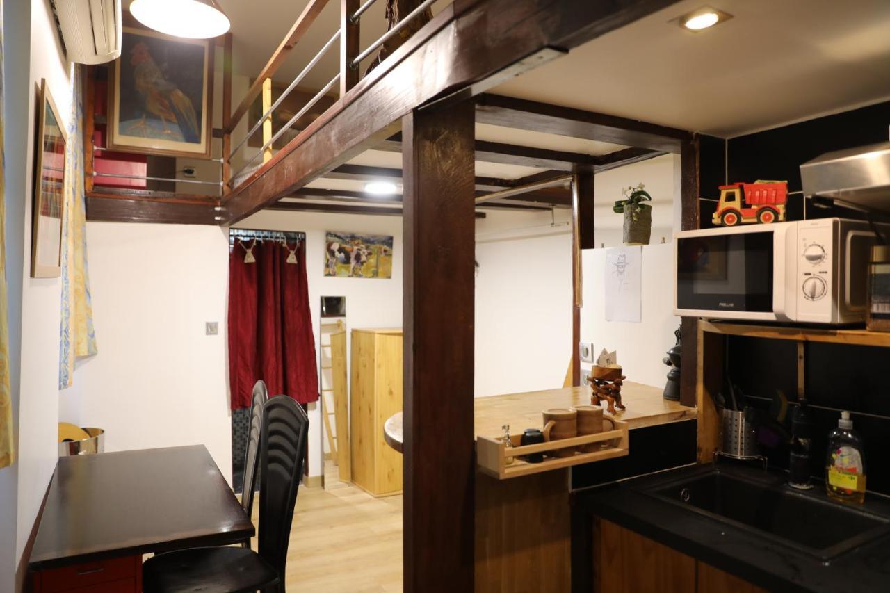 PARISIEN Espace Extérieur photo